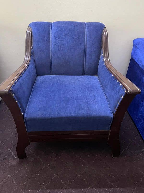 Stylish blue rexine sofa - Great condition ! 1