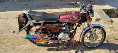 Honda 125 2016 model - Lush Condition Exchange possible with 70 cc