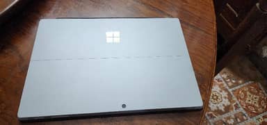 Microsoft surface book pro 4