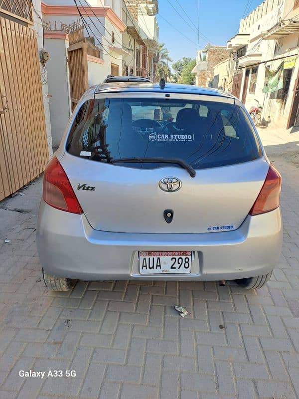 Toyota Vitz 2007 3