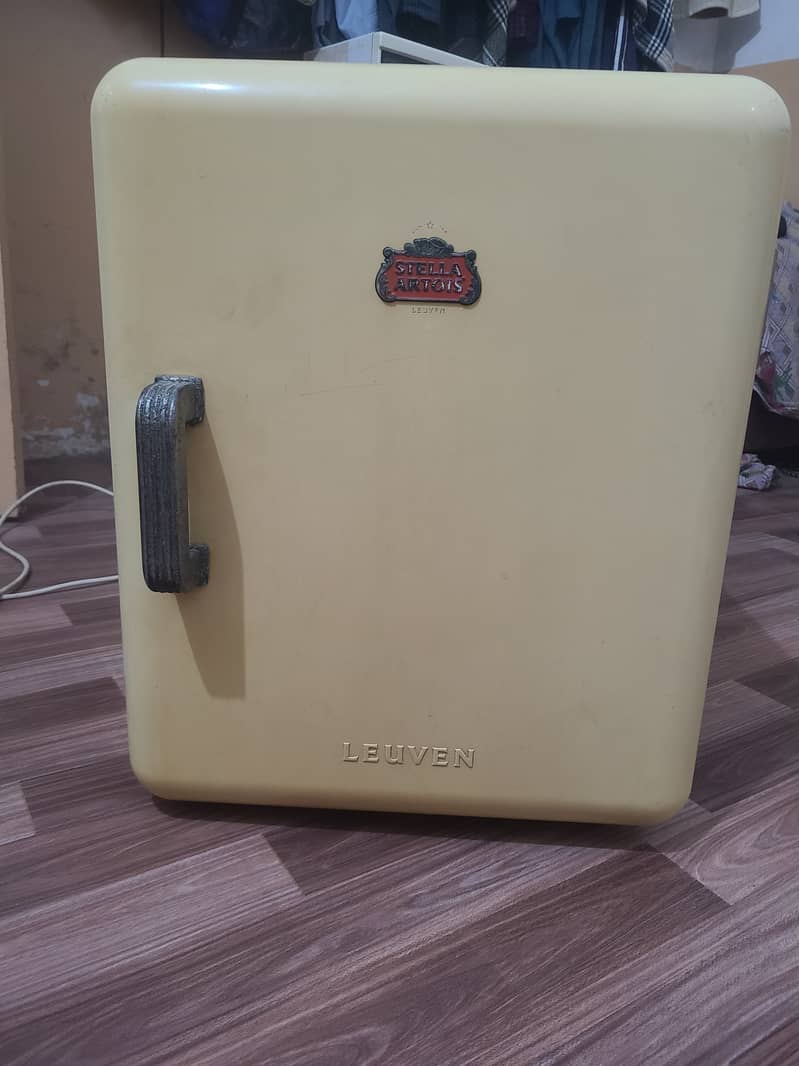 Mini office freezer (Fridge) 1