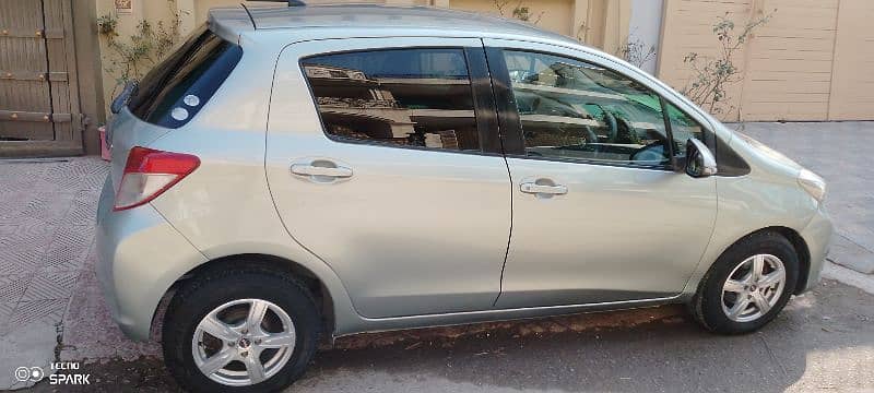 Toyota Vitz 2011 9