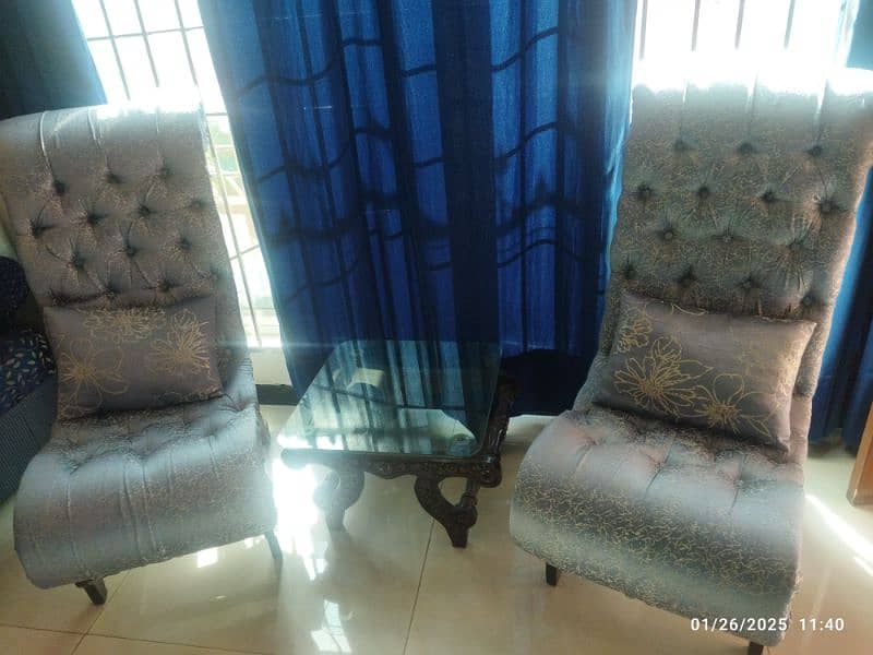 Beautiful Sofa Chairs 1