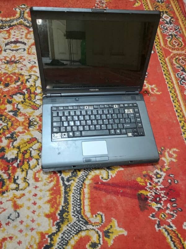 Toshiba laptop only for spare parts 1