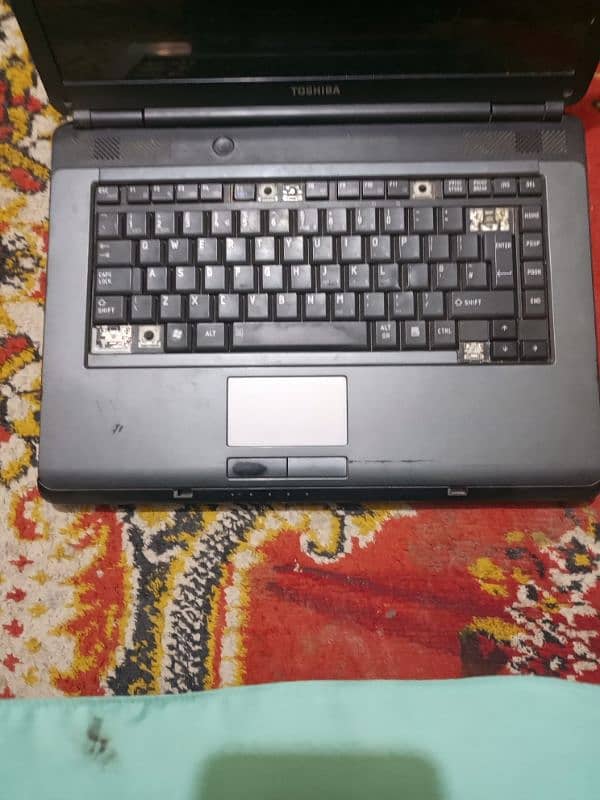 Toshiba laptop only for spare parts 2