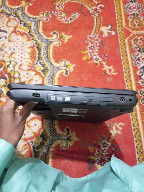 Toshiba laptop only for spare parts 8