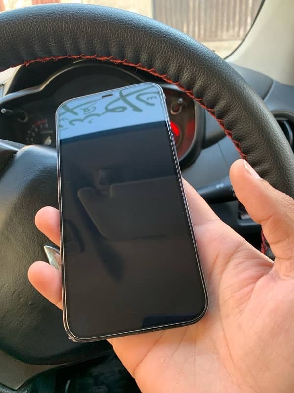 IPhone 12 Pro Max pta 256GB WITH BOX 0