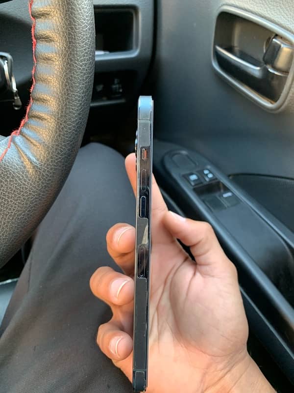 IPhone 12 Pro Max pta 256GB WITH BOX 2