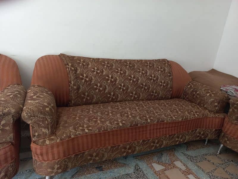 7 seater sofa For Sale! 3