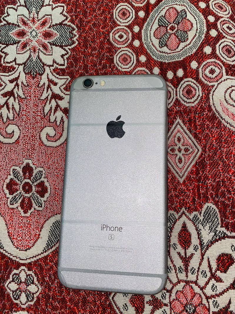 Apple iPhone 6S 1