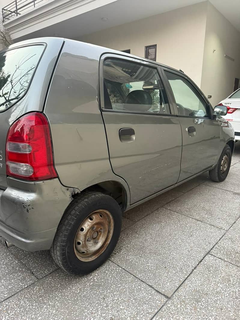 Suzuki Alto 2011 1