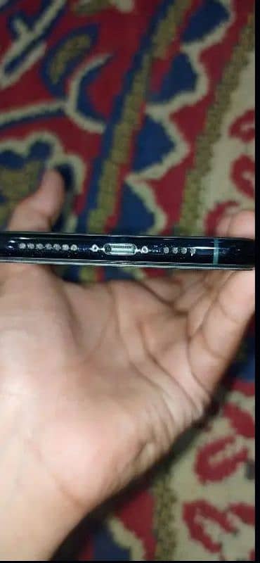 iphone 11 pro max Non Pta Factory unlock 10/10 condition 4