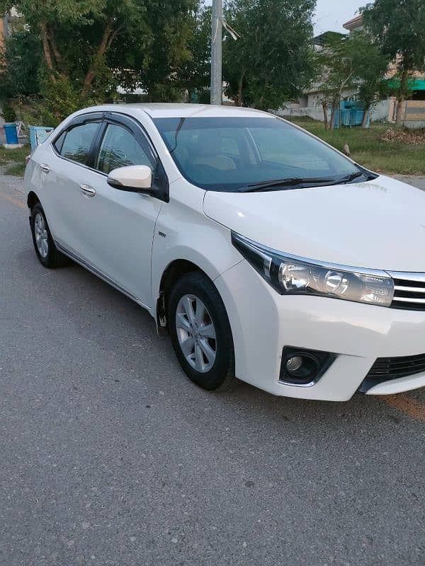 Toyota Corolla GLI 2015. Total Genuine. 1