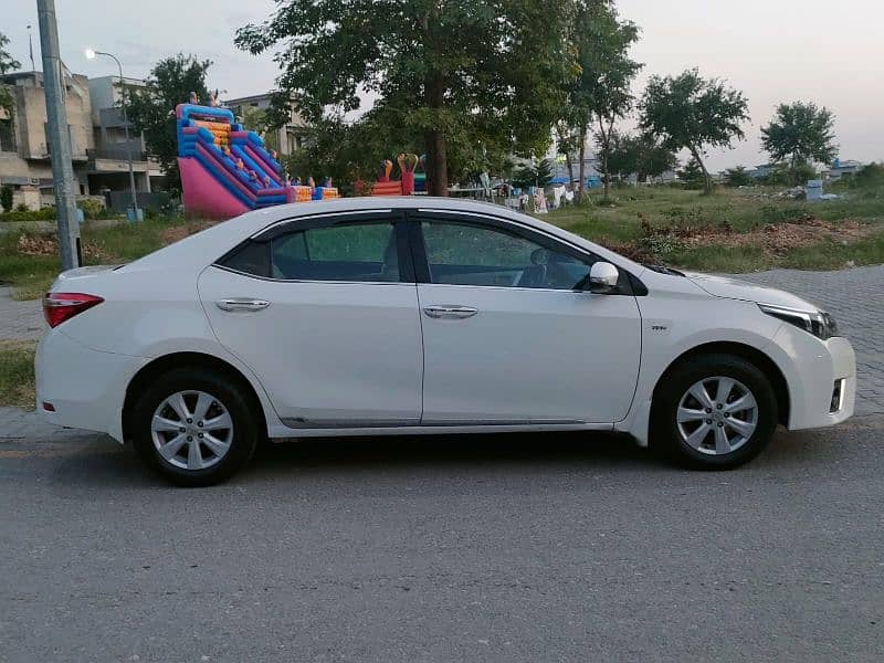 Toyota Corolla GLI 2015. Total Genuine. 6