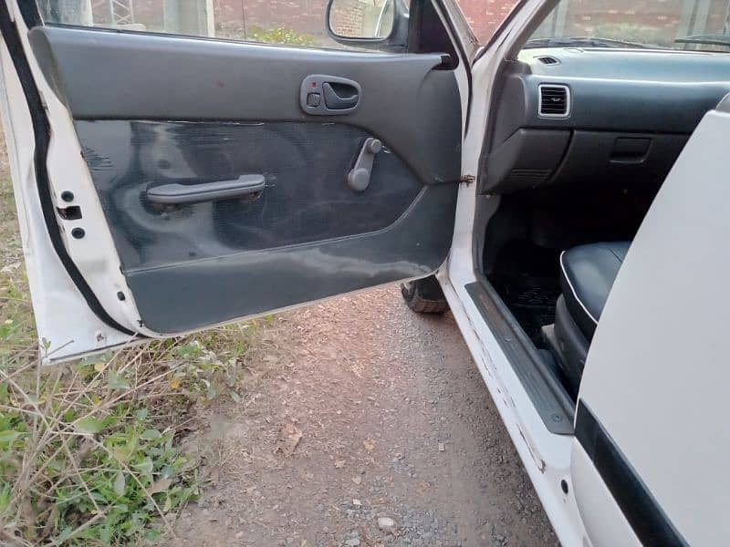 Suzuki Cultus Model 2015 (AC Working) 13