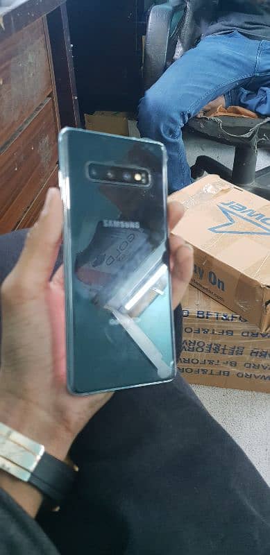 Samsung galaxy s10 plus 0