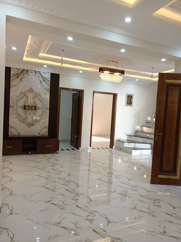 5 Marla Brand New House For Sale Block B, Phase 2, New Lahore City 9