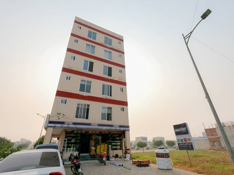 1 Bedroom Apartment for Sale - Park Facing & Corner Unit, Ready to Move In - Phase 2, New Lahore City 2