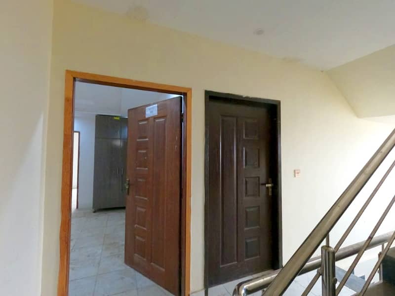 1 Bedroom Apartment for Sale - Park Facing & Corner Unit, Ready to Move In - Phase 2, New Lahore City 8