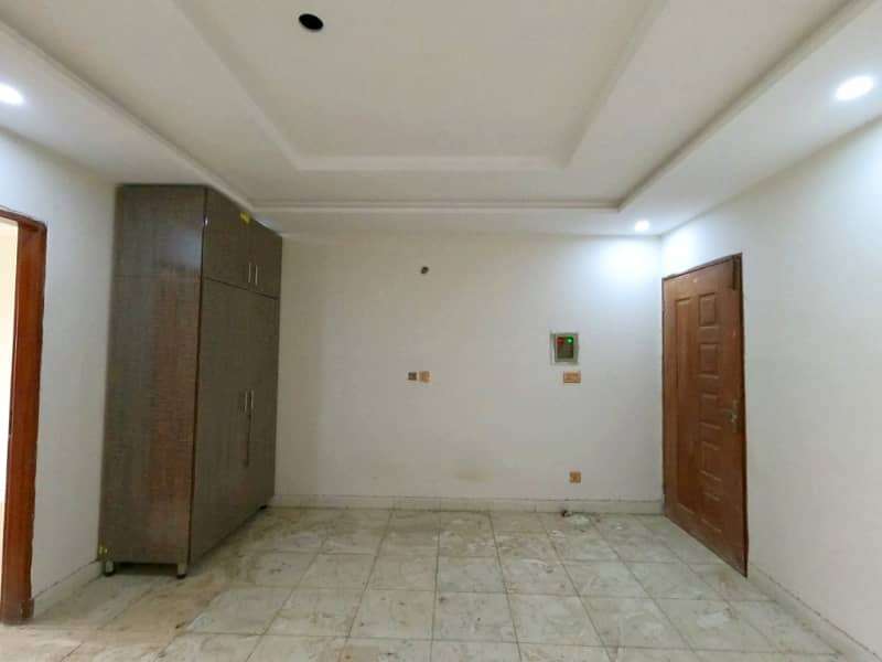 1 Bedroom Apartment for Sale - Park Facing & Corner Unit, Ready to Move In - Phase 2, New Lahore City 11