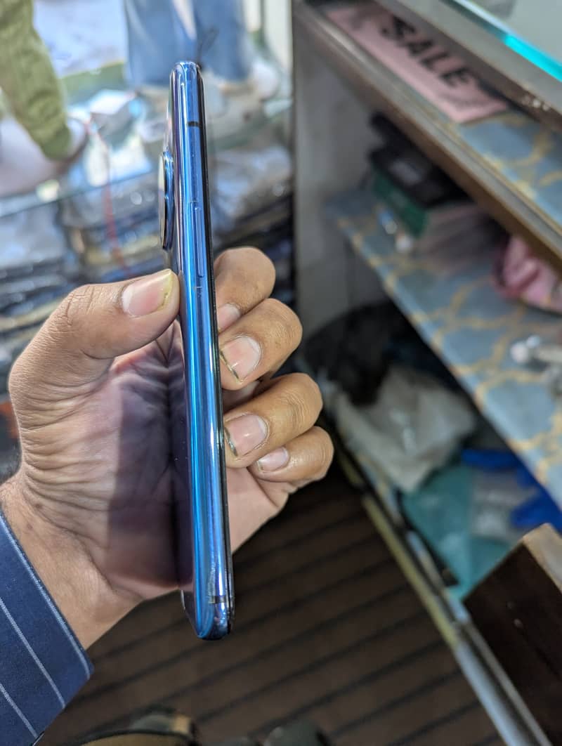 One Plus 7T 3