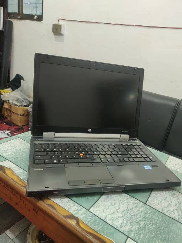 HP workstation core i7 16Gb Ram 2Gb graphic card 1