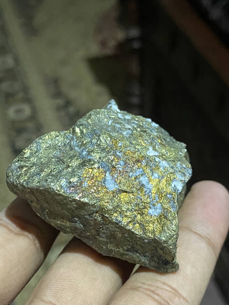 Pure Gold Stone 0