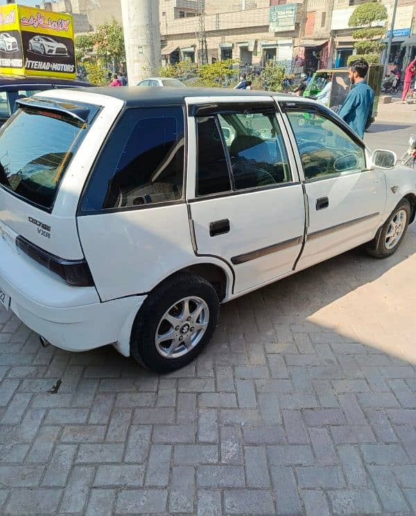 Suzuki Cultus 2012 3