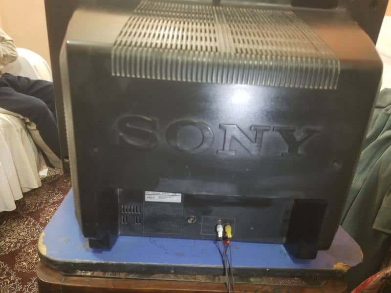 Sony tv  21inch  super dual sound system. 2