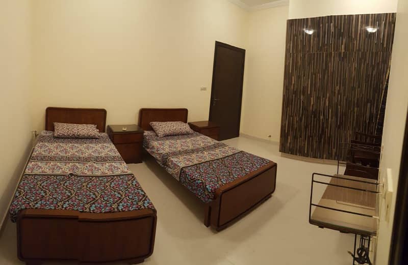 6.33 Marla Furnished Bahria Homes in Bahria Town Lahore 6