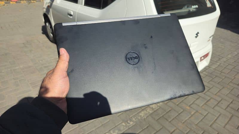 Dell latitude E7470 i5 6th 16/500gb 0