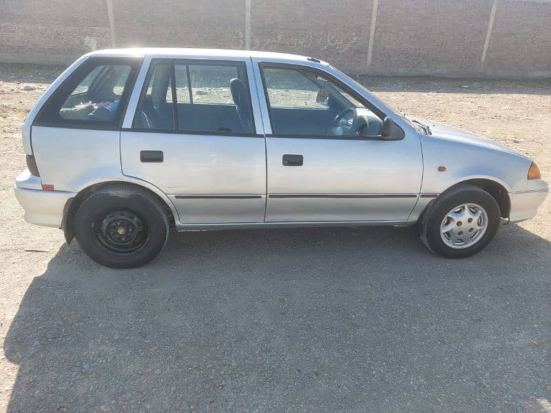 Suzuki Cultus 2003 19