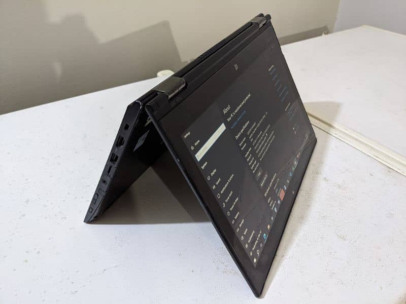 Lenovo Thinkpad Yoga 260 (2in1) 4