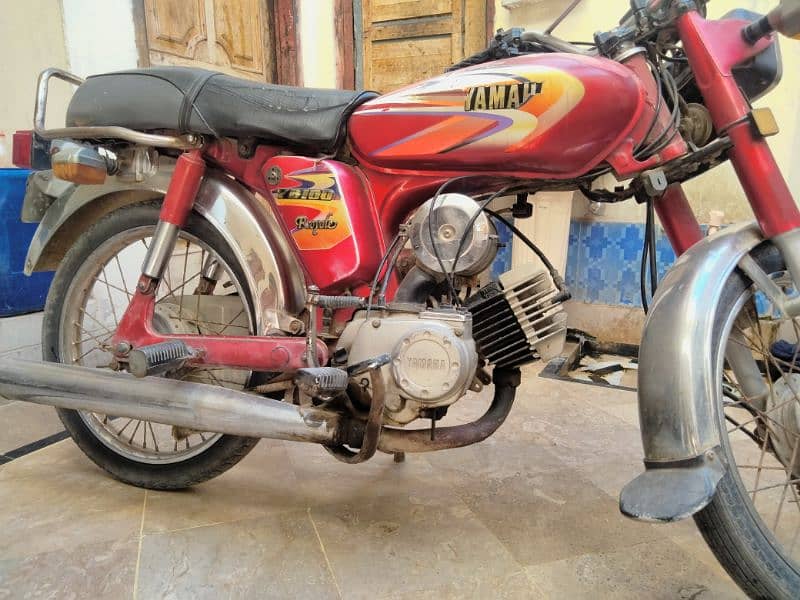 yahama bike for sale condition used but all oka bike all documents oka 1