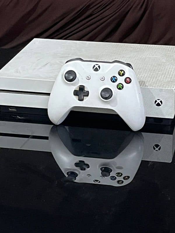 1 tb xbox one s disc version from Saudi Arabia 4