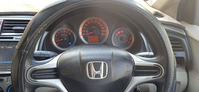 Honda City Aspire 2014 4