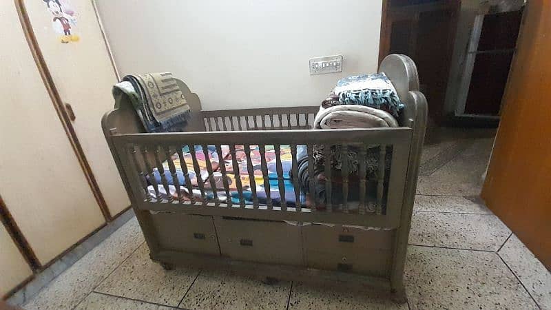 Bed double and single two complete, Huge Cot with mattresses. 3