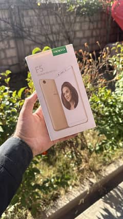 Oppo F5 4/32gb