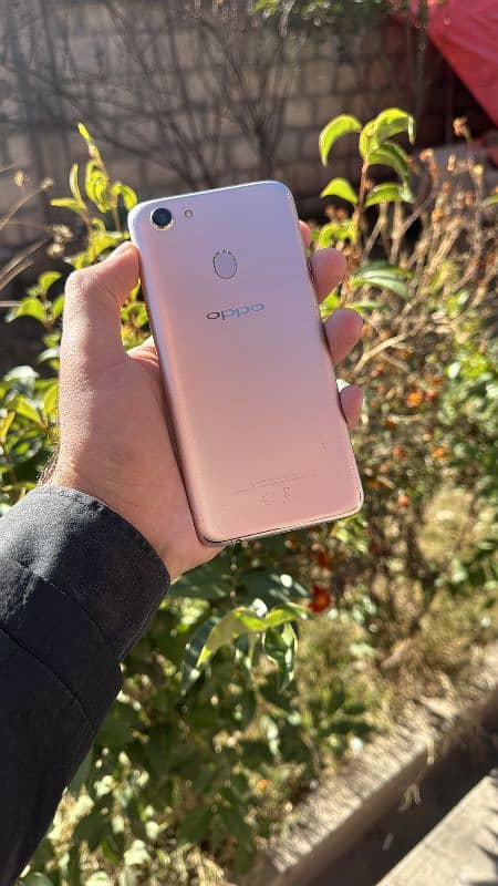 Oppo F5 4/32gb 2