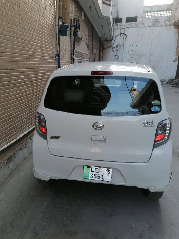 Daihatsu Mira 2013 2