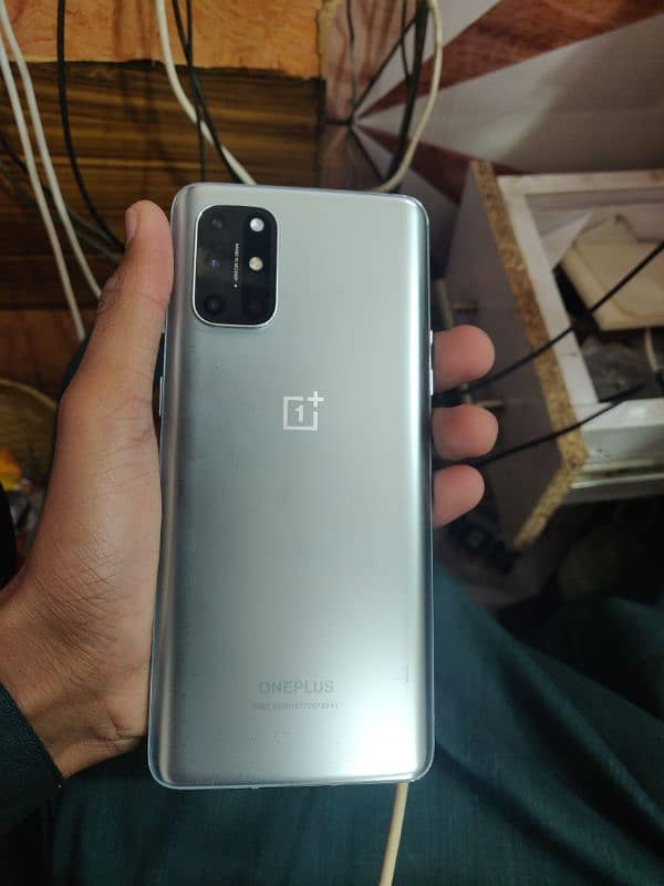 one plus 8t     12 /256 all original 2