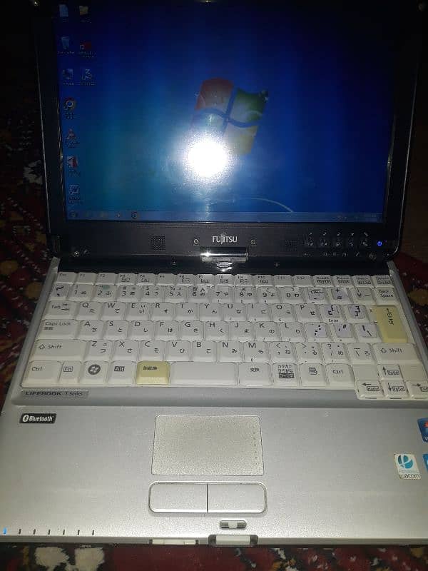 Fujitsu laptop 1