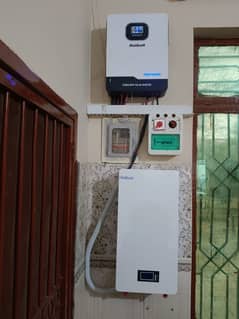 Hybrid solar inverter