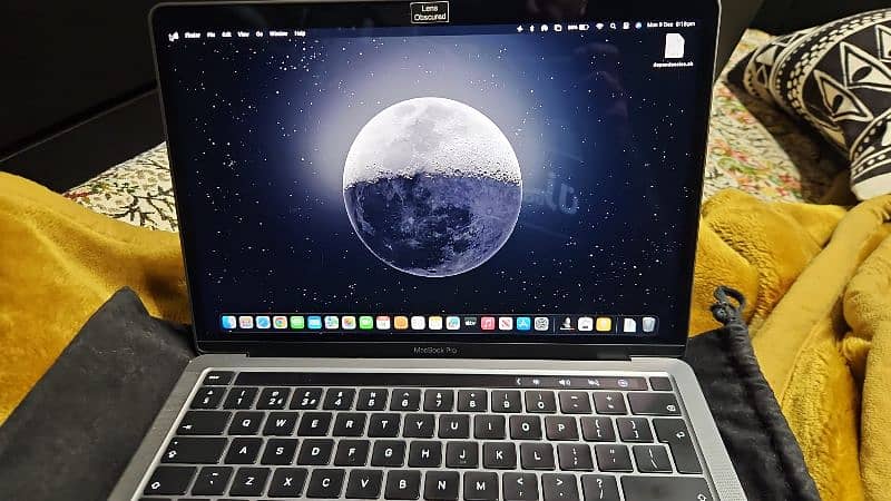 MacBook pro 2020 16/512 3