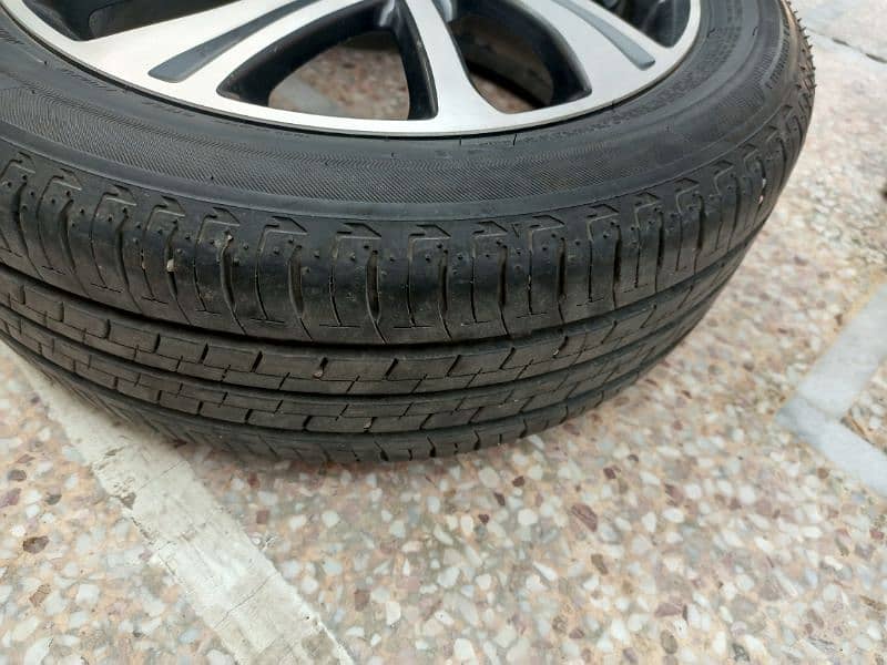 SUZUKI Swift 2024 Original Tyre/Rim 1