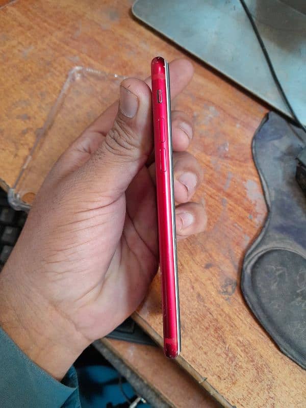 iPhone 7 Red Colour 128 GB 100 Battery 6