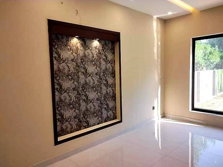 16 Marla Brand New Designer House For Sale 10