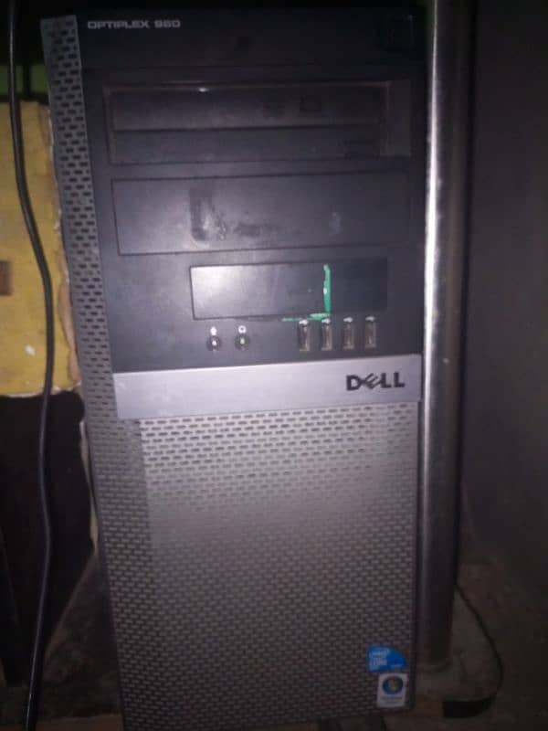 Dell Core 2  Quad Tower Pc 0