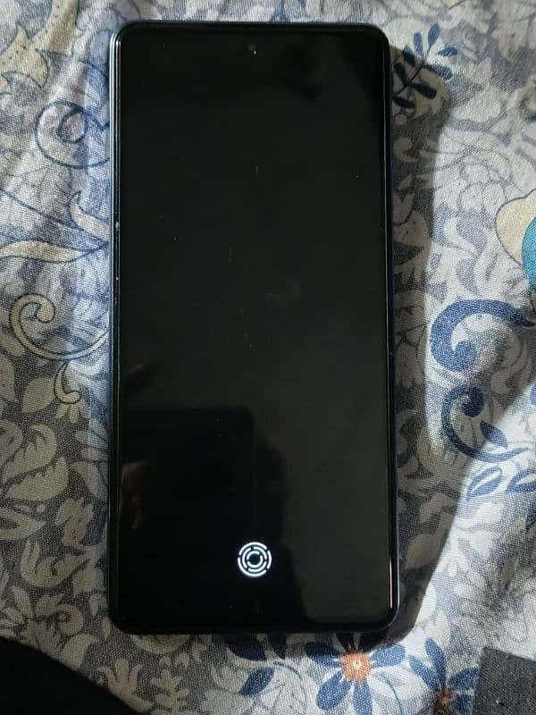 techno camon 20 pro  8+8Gb  256 (10/10 condition) with BOX AND CHARGER 8