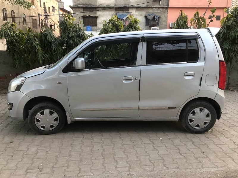 Suzuki Wagon R 2018 1